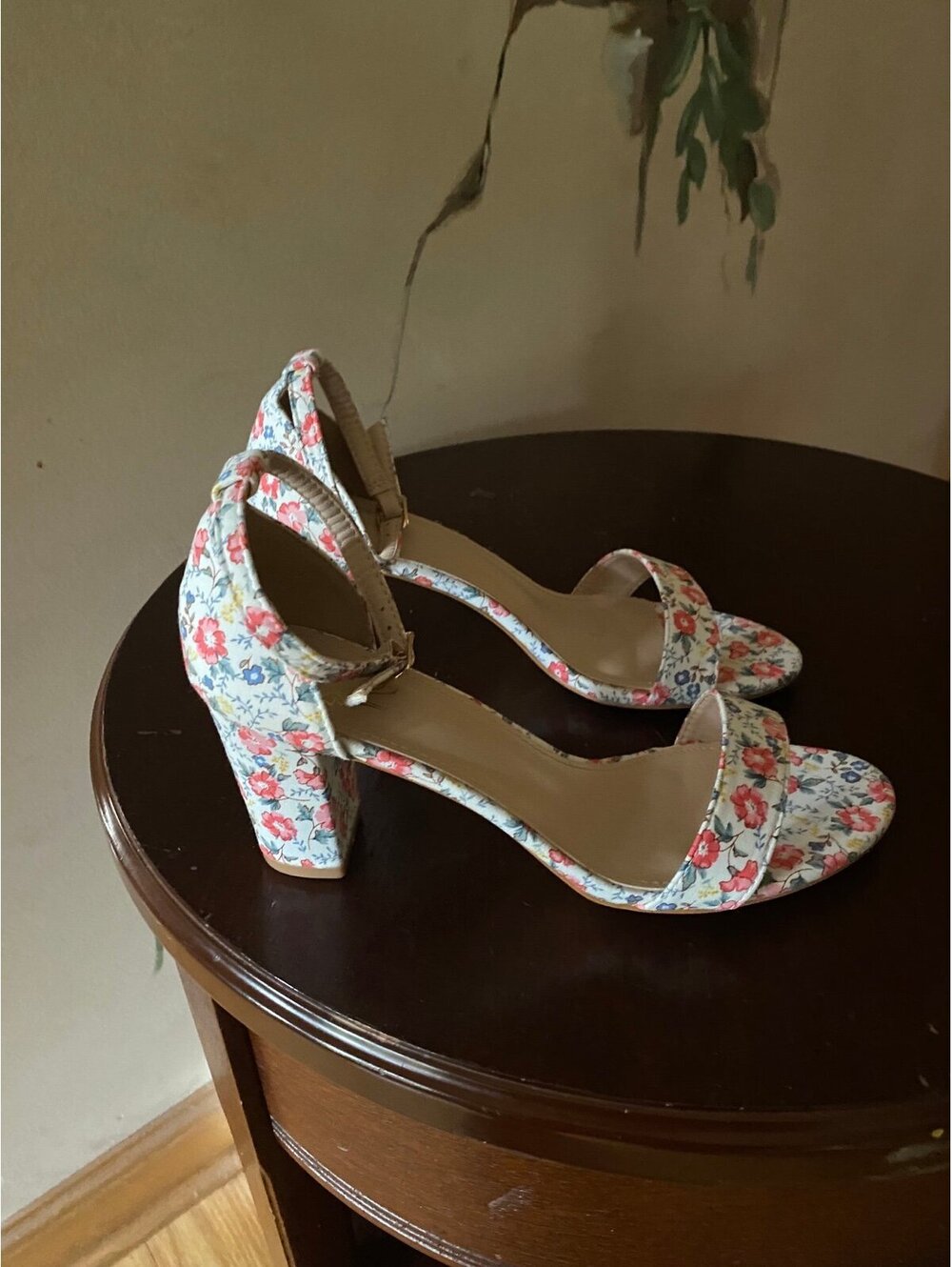Perphy Women’s Floral Open Toe Sandals Red Flower 7.5